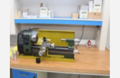>مخرطة CNC الدقيقة من Proxxon